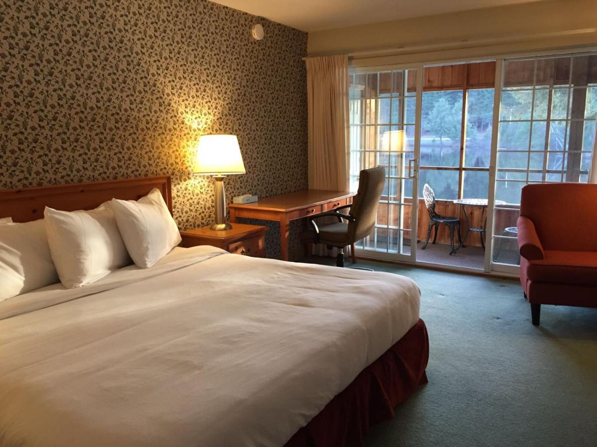 Algonquin Lakeside Inn Dwight Pokój zdjęcie