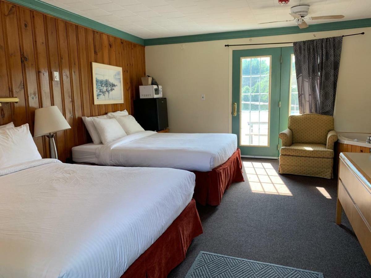 Algonquin Lakeside Inn Dwight Zewnętrze zdjęcie